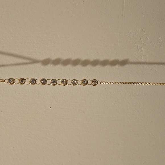 Charming Gold Layered Necklace - Picture 3 of 4